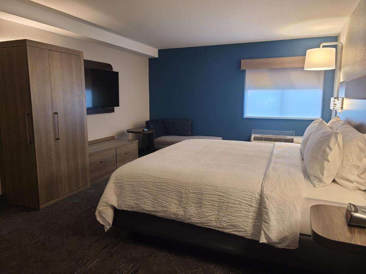 Holiday Inn Express Fort Lauderdale North - Executive Airport By Ihg Eksteriør billede