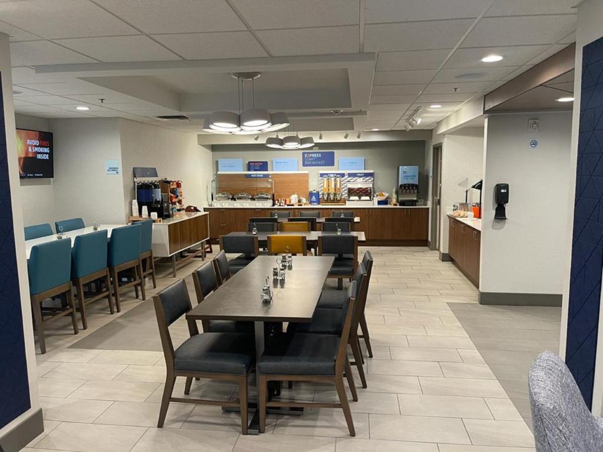 Holiday Inn Express Fort Lauderdale North - Executive Airport By Ihg Eksteriør billede