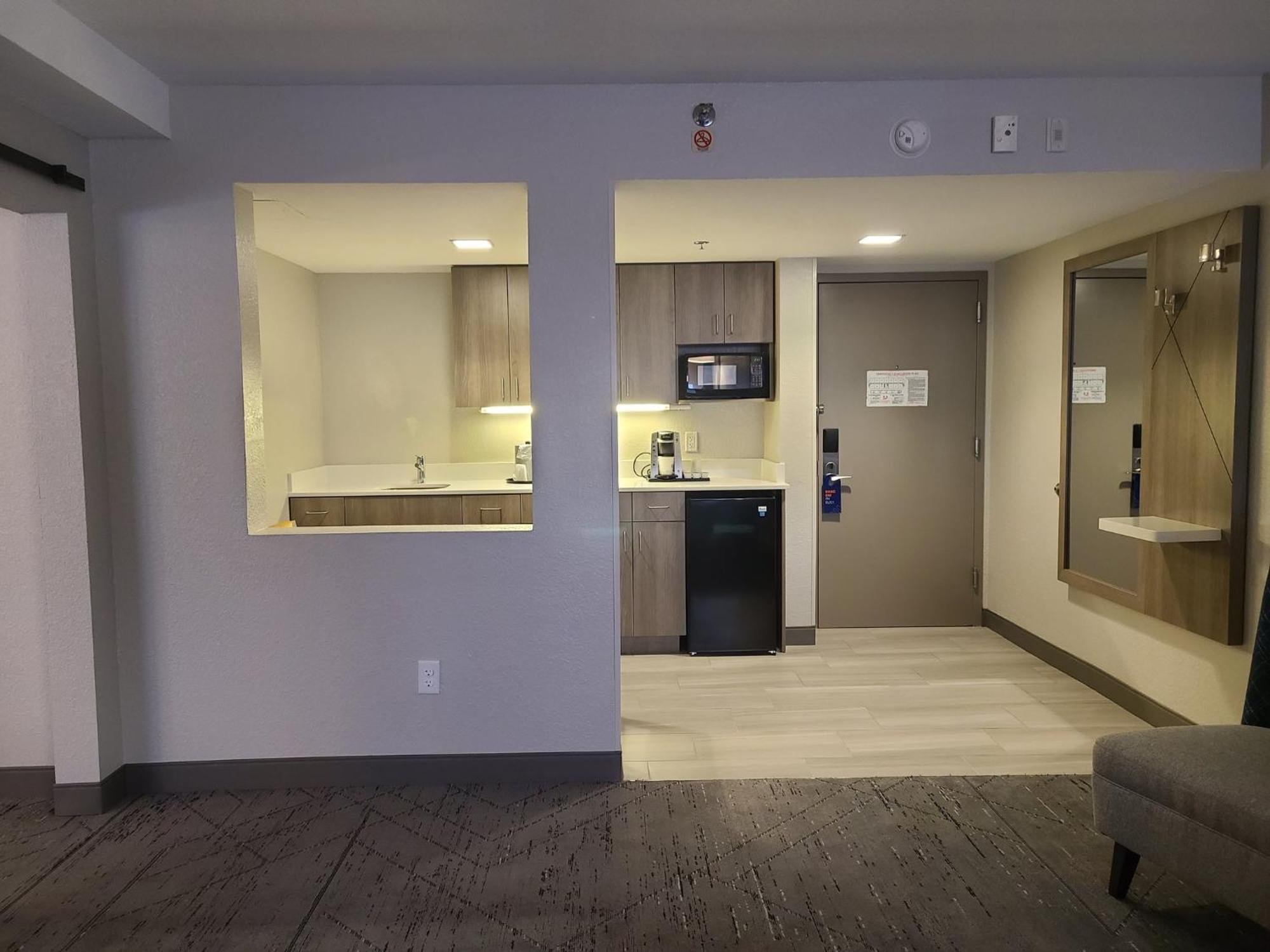 Holiday Inn Express Fort Lauderdale North - Executive Airport By Ihg Eksteriør billede