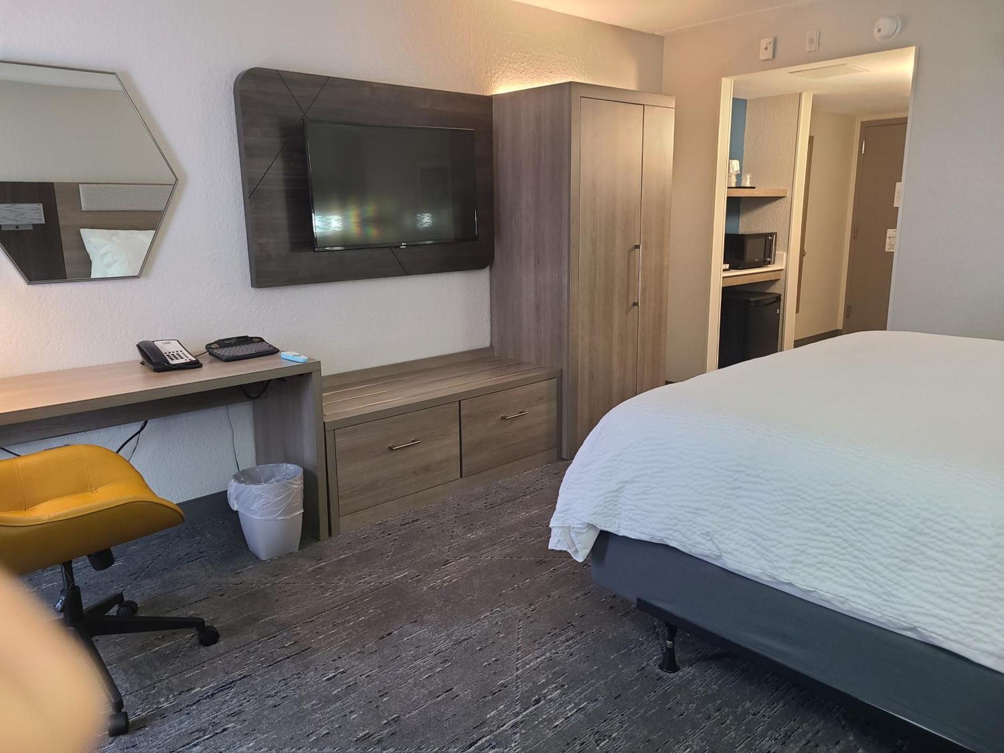 Holiday Inn Express Fort Lauderdale North - Executive Airport By Ihg Eksteriør billede